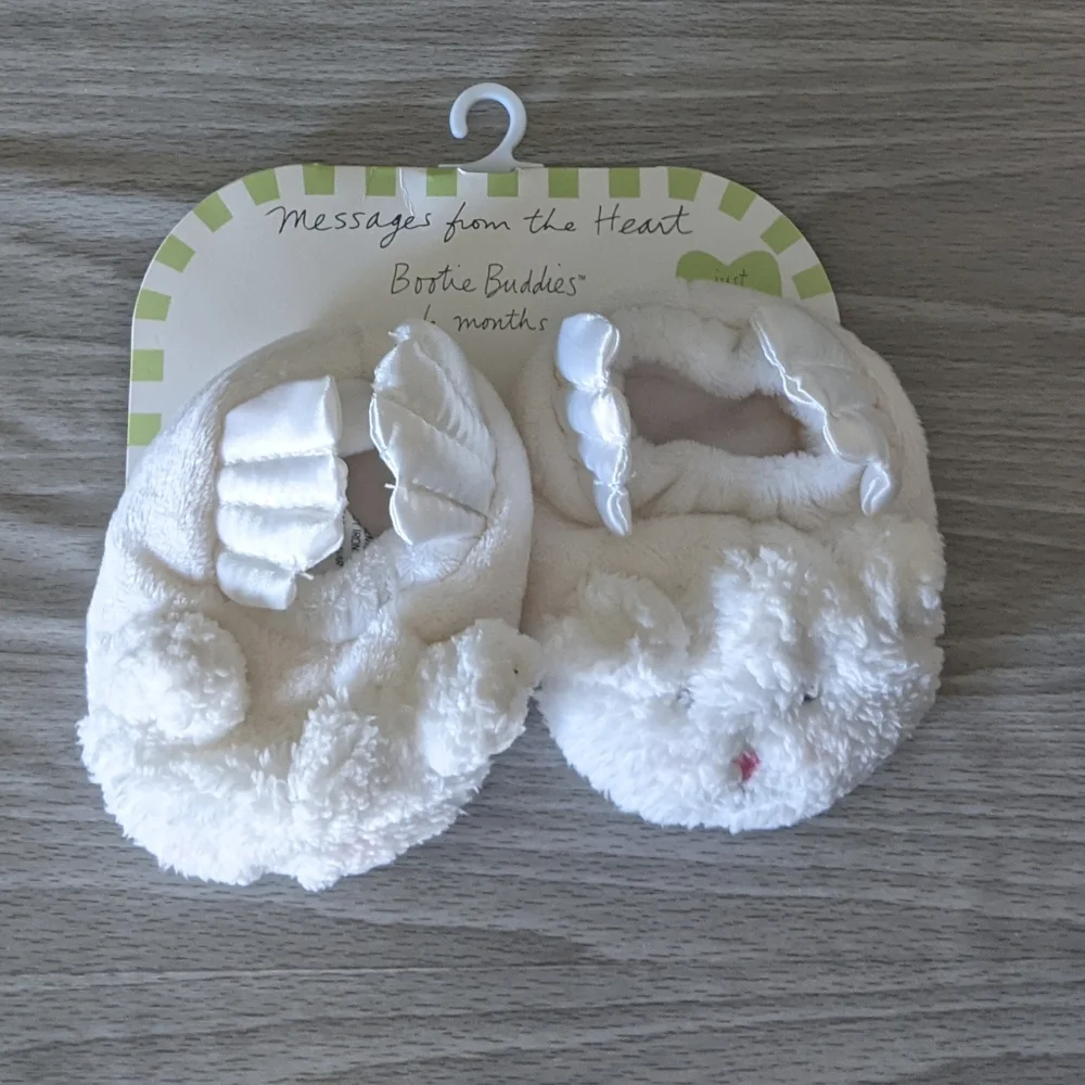 NWT Angel Booties/Slippers Size 6m